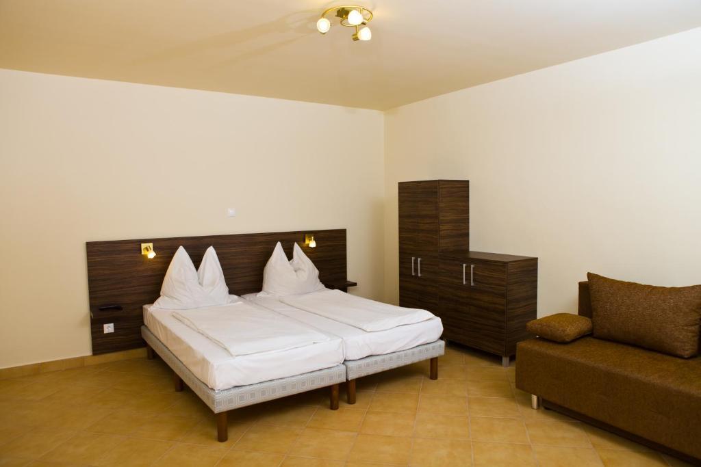ホテルBalaton Eldorado Camping Badacsonytördemic 部屋 写真