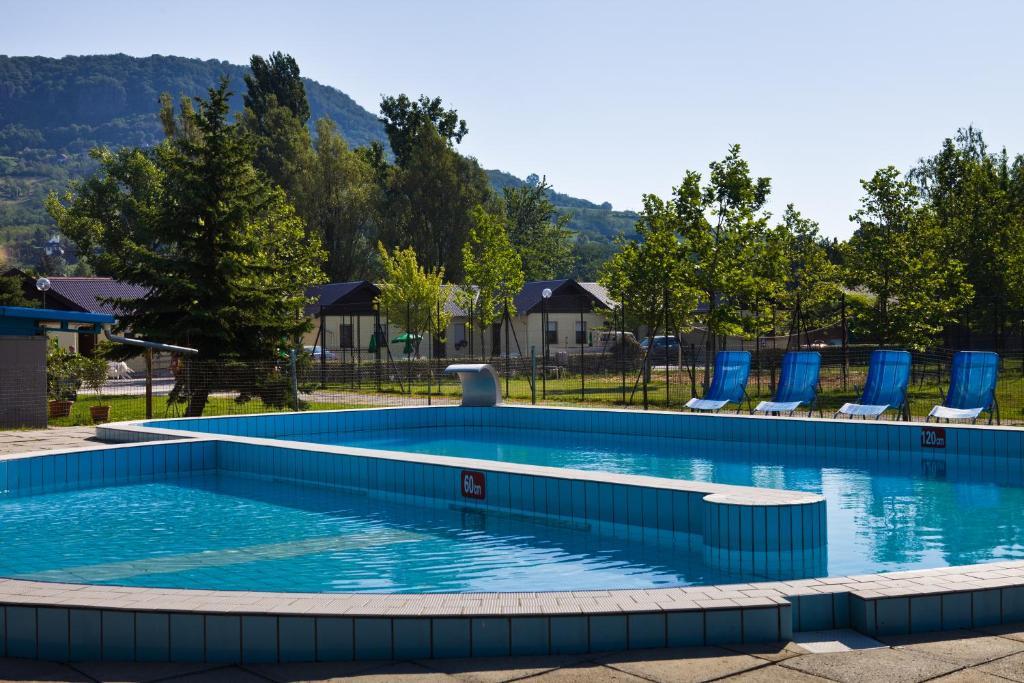 ホテルBalaton Eldorado Camping Badacsonytördemic エクステリア 写真